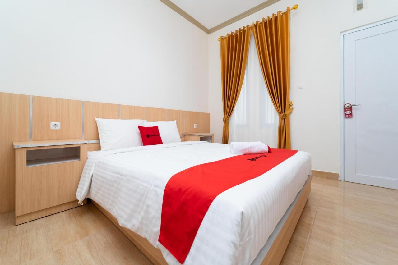 Reddoorz Near Griya Agung Palembang Hotel Talang Kelapa Kültér fotó